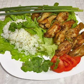 жареные куриные крылышки